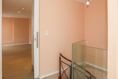 Apartamento à venda com 410m², 5 quartos e 4 vagasEscada