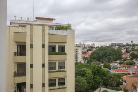 Apartamento à venda com 410m², 5 quartos e 4 vagasVista da Suíte 2