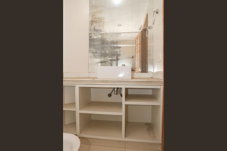 Apartamento à venda com 410m², 5 quartos e 4 vagasBanheiro da Suíte 2