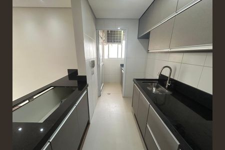 Apartamento à venda com 64m², 2 quartos e 1 vaga