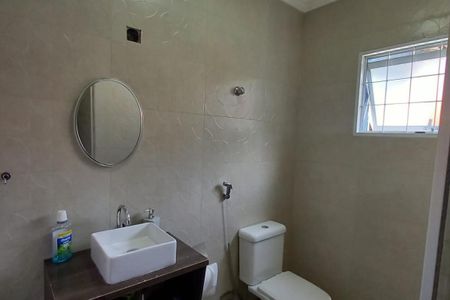 Casa à venda com 160m², 4 quartos e 4 vagas