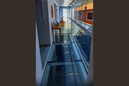 Casa à venda com 160m², 4 quartos e 4 vagas