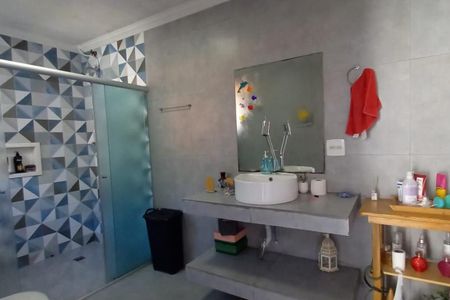 Casa à venda com 160m², 4 quartos e 4 vagas