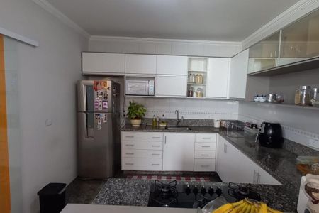 Casa à venda com 160m², 4 quartos e 4 vagas
