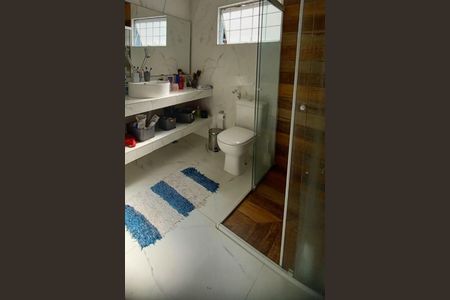 Casa à venda com 160m², 4 quartos e 4 vagas