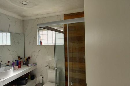 Casa à venda com 160m², 4 quartos e 4 vagas