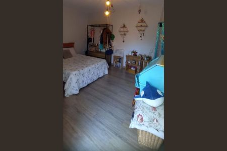 Casa à venda com 4 quartos, 160m² em Jardim Ester, São Paulo