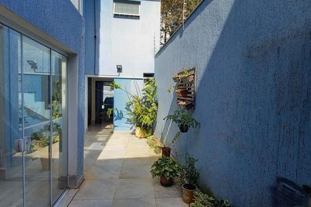 Casa à venda com 160m², 4 quartos e 4 vagas