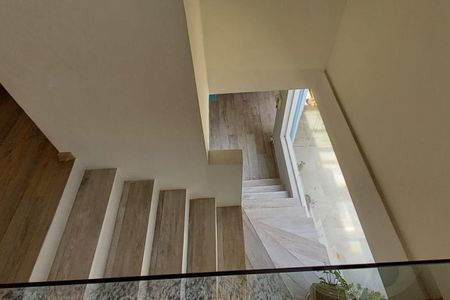 Casa à venda com 160m², 4 quartos e 4 vagas