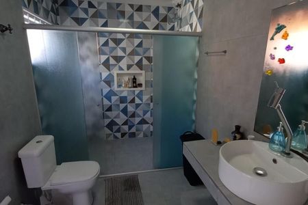 Casa à venda com 160m², 4 quartos e 4 vagas