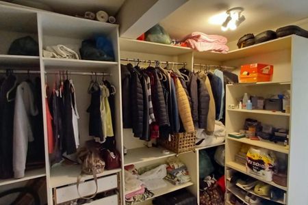 Casa à venda com 160m², 4 quartos e 4 vagas