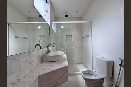 Apartamento à venda com 660m², 5 quartos e 3 vagasSuíte 2 - Banheiro