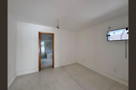 Apartamento à venda com 660m², 5 quartos e 3 vagasSuíte 1 Master - Closet