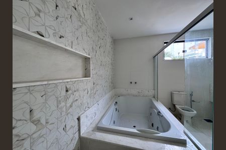 Apartamento à venda com 660m², 5 quartos e 3 vagasSuíte 1 Master - Banheiro