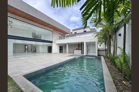 Apartamento à venda com 660m², 5 quartos e 3 vagasÁrea externa