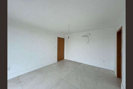 Apartamento à venda com 660m², 5 quartos e 3 vagasSuíte 2