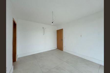 Apartamento à venda com 660m², 5 quartos e 3 vagasSuíte 3