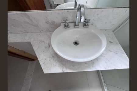 Apartamento à venda com 660m², 5 quartos e 3 vagasSuíte 2 - Banheiro