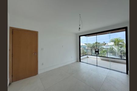 Apartamento à venda com 660m², 5 quartos e 3 vagasSuíte 3