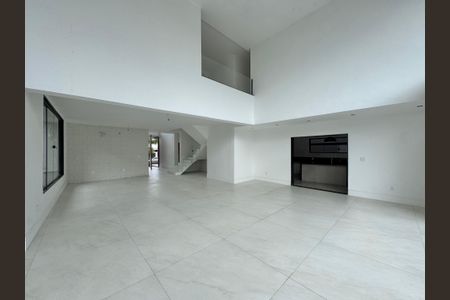 Apartamento à venda com 660m², 5 quartos e 3 vagasSala