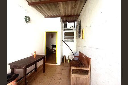 Casa à venda com 100m², 3 quartos e sem vaga