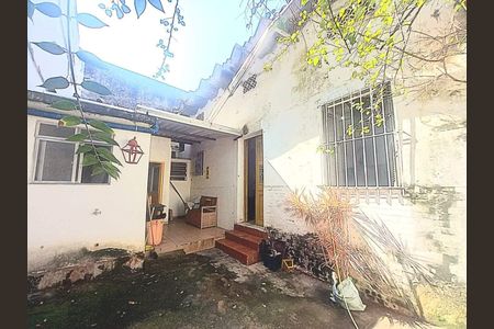 Casa à venda com 100m², 3 quartos e sem vaga