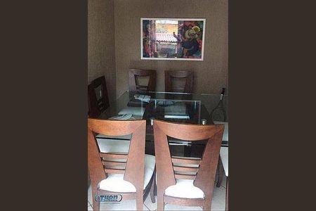 Casa à venda com 5 quartos, 150m² em Vila Cavaton, São Paulo