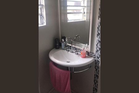 Casa à venda com 5 quartos, 150m² em Vila Cavaton, São Paulo