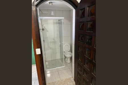 Casa à venda com 171m², 9 quartos e sem vaga