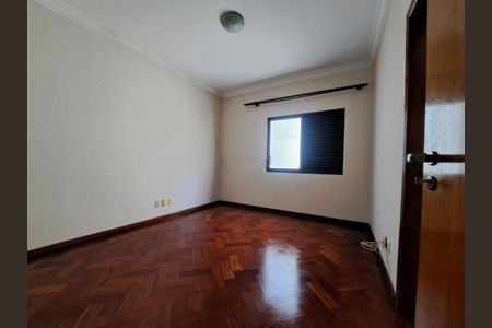 Casa à venda com 3 quartos, 184m² em Vila Formosa, São Paulo