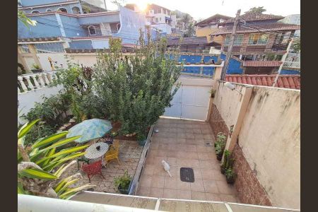 Casa de condomínio à venda com 450m², 4 quartos e 4 vagas