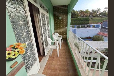 Casa de condomínio à venda com 450m², 4 quartos e 4 vagas