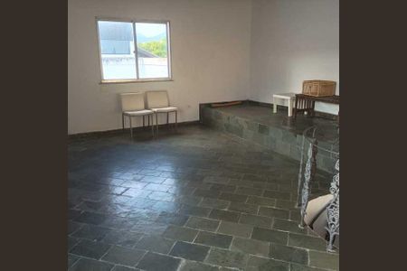 Apartamento à venda com 205m², 3 quartos e 2 vagas