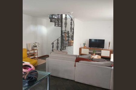 Apartamento à venda com 205m², 3 quartos e 2 vagas