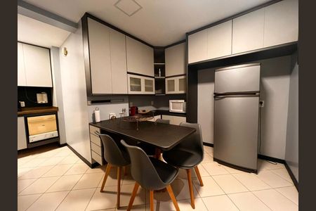 Apartamento à venda com 120m², 3 quartos e 1 vaga