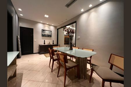 Apartamento à venda com 120m², 3 quartos e 1 vaga