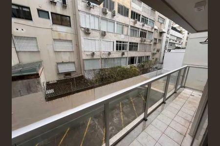 Apartamento à venda com 121m², 3 quartos e 1 vaga