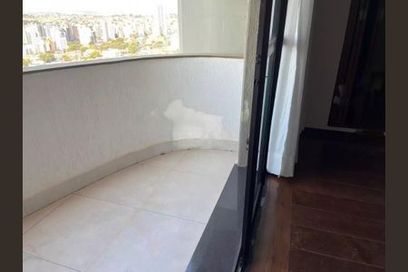 Apartamento à venda com 147m², 3 quartos e 2 vagas Apartamento à venda com 147m², 3 quartos e 2 vagasFoto 25