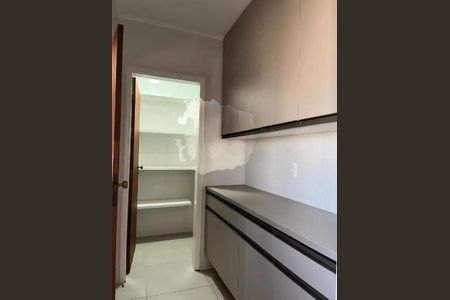 Apartamento à venda com 147m², 3 quartos e 2 vagas Apartamento à venda com 147m², 3 quartos e 2 vagasFoto 10