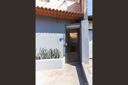Fachada de kitnet/studio para alugar com 1 quarto, 18m² em Jardim Roberto, Osasco