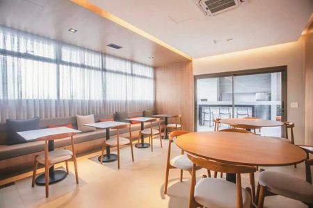 Studio para alugar com 25m², 1 quarto e sem vaga Studio para alugar com 25m², 1 quarto e sem vagaÁrea comum - Salão de festas