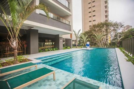 Studio para alugar com 25m², 1 quarto e sem vaga Studio para alugar com 25m², 1 quarto e sem vagaÁrea comum - Piscina