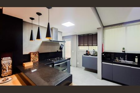 Apartamento para alugar com 220m², 3 quartos e 2 vagasCozinha