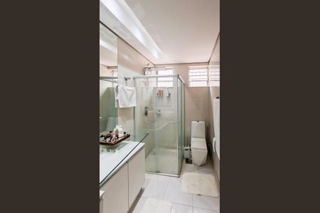Apartamento para alugar com 220m², 3 quartos e 2 vagasBanheiro da suíte