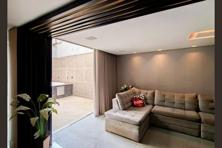 Sala de TV de apartamento para alugar com 3 quartos, 220m² em São Lucas, Belo Horizonte