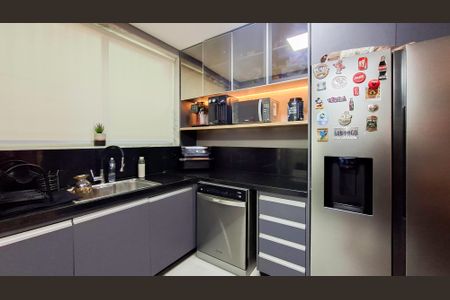 Apartamento para alugar com 220m², 3 quartos e 2 vagasCozinha