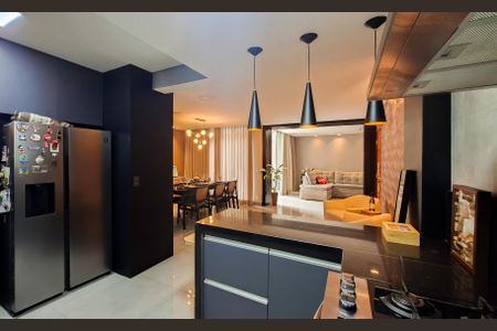 Apartamento para alugar com 220m², 3 quartos e 2 vagasCozinha