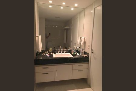 Apartamento à venda com 3 quartos, 209m² em Santo Amaro, São Paulo