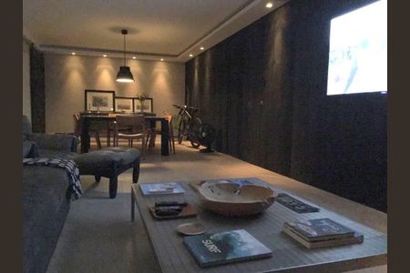 Apartamento à venda com 3 quartos, 209m² em Santo Amaro, São Paulo