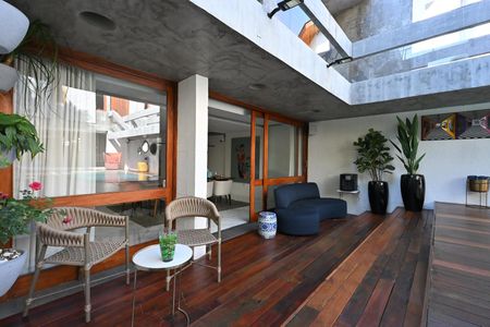 Varanda de casa à venda com 3 quartos, 443m² em Cidade Jardim, São Paulo